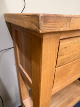 Load image into Gallery viewer, Oak Hall Table
