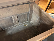 Load image into Gallery viewer, Large Oak Coffer

