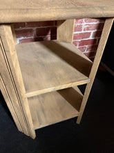Load image into Gallery viewer, Oak Side Table
