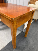 Load image into Gallery viewer, Pine Desk
