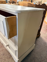 Load image into Gallery viewer, Solid Pine Drawers
