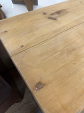 Load image into Gallery viewer, Chunky Pine Drawers
