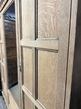 Load image into Gallery viewer, Waring &amp; Gillow Oak Wardrobe
