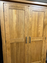 Load image into Gallery viewer, Harrogate Oak Wardrobe
