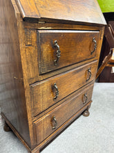 Load image into Gallery viewer, Oak Bureau

