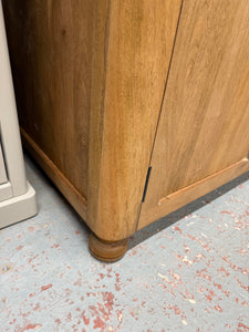 Childs Wardrobe