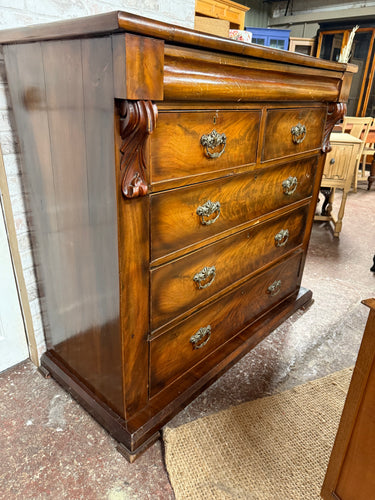 This beautiful large Victorian mahogany chest of drawers is solidly built and well-preserved for its age. While it’s missing some trim, this can be easily replaced. It features two short dovetail-jointed drawers above three longer ones, providing ample storage space. Plus, there’s a hidden secret drawer at the top for added charm.

Overall Dimensions

129cm wide x 55cm deep x 117cm high

DELIVERY AVAILABLE      

For our other items see our website https://fossewayfurniture.co.uk

collection from our shop a