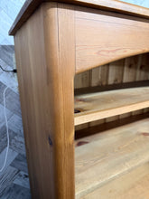 Load image into Gallery viewer, Chunky Pine Bookcase
