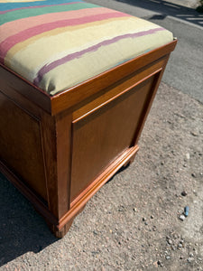 Storage Seat