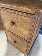Load image into Gallery viewer, 2 x Oak Bedsides

