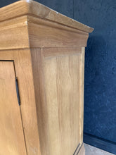 Load image into Gallery viewer, Oak Sideboard
