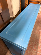 Load image into Gallery viewer, Country Style Bookcase
