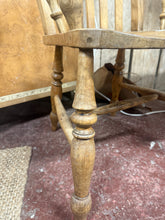Load image into Gallery viewer, Vintage Grandfather Chair
