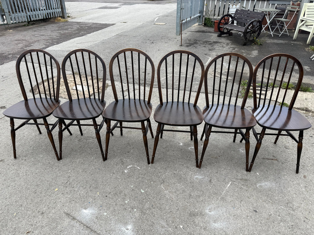 This lovely set of 6 Windsor dining chairs combines timeless design with sturdy construction, perfect for enhancing your dining area. All chairs are structurally sound and in overall good condition, showing some gentle wear and marks that reflect their history but do not affect their usability. These charming chairs are ideal for family dinners, gatherings, or simply adding a touch of classic elegance to your home.

Overall Dimensions

approx : 41.5cm wide x 41.5cm deep x 90cm high

DELIVERY AVAILABLE      