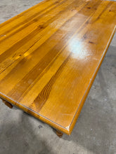 Load image into Gallery viewer, Solid Pine Table
