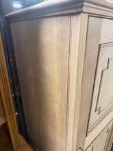 Load image into Gallery viewer, Stripped Oak Cupboard
