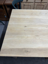 Load image into Gallery viewer, Oak Dining Table
