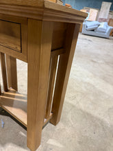 Load image into Gallery viewer, Oak Side Table
