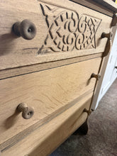 Load image into Gallery viewer, Stripped Oak Drawers
