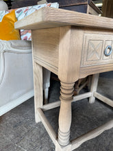 Load image into Gallery viewer, Stripped Oak Hall Table
