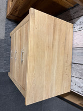 Load image into Gallery viewer, Oak Drawers
