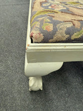 Load image into Gallery viewer, Footstool
