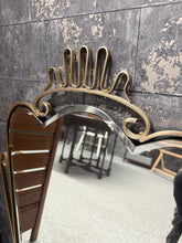 Load image into Gallery viewer, Vintage Mirorr
