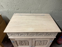 Load image into Gallery viewer, Stripped Hifi Unit
