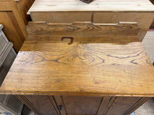 Load image into Gallery viewer, Oak Cupboard
