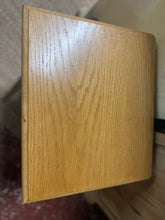 Load image into Gallery viewer, Oak Side Table
