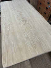 Load image into Gallery viewer, Oak Dining Table
