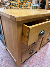 Load image into Gallery viewer, Oak Bedsides
