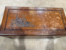 Load image into Gallery viewer, Blanket Box
