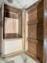 Load image into Gallery viewer, Blanket Box
