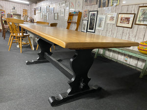 This stunning large oak dining table is structurally sound and in great condition. It does have a few marks but nothing major at all. The base has been painted in a deep black and may need a touch up in some areas. This table can seat up to 8 people. The top does come away from the base for easier moving.

Overall Dimensions

198.5cm long x 90cm wide x 76cm high

DELIVERY AVAILABLE    

For our other items see our website https://fossewayfurniture.co.uk

collection from cv36 or bs36
