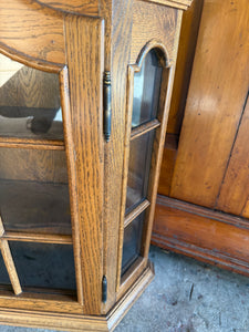 Oak Wall Hanging Cupboard