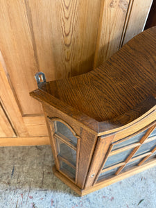 Oak Wall Hanging Cupboard