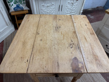 Load image into Gallery viewer, Antique Pine Table
