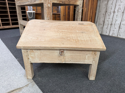 This beautiful hardwood desk, crafted in India, features a charming white wash finish. Its low profile makes it easy to move, and the lift-up lid opens to reveal generous storage space.

Delivery Available

Overall Dimensions

61cm wide x 48cm deep x 44cm high 
