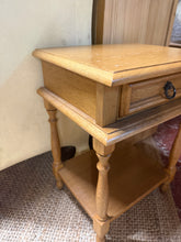 Load image into Gallery viewer, Oak Side Table
