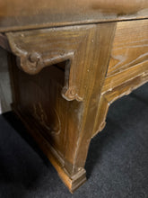 Load image into Gallery viewer, Oriental Style Bench
