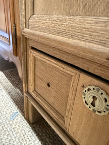 Oak Coffer