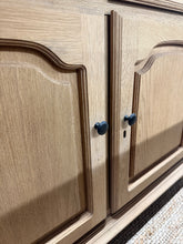 Load image into Gallery viewer, Stripped 7ft Sideboard
