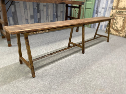 This vintage industrial style bench is structurally sound and in great condition. At 6ft in length it can seat 3-4 people and would make a great addition to your dining table. It does have some marks but this just adds to its charm.

Overall Dimensions

6ft x 23cm wide x 47cm high

DELIVERY AVAILABLE    

For our other items see our website https://fossewayfurniture.co.uk

collection from cv36 or bs36
