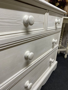 White Chest Of Drawers