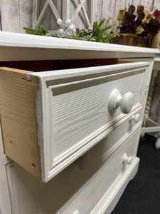 White Chest Of Drawers